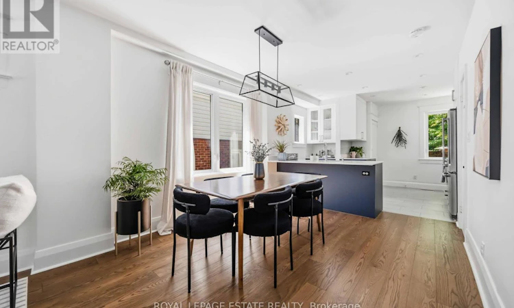 6 Firstbrooke Road