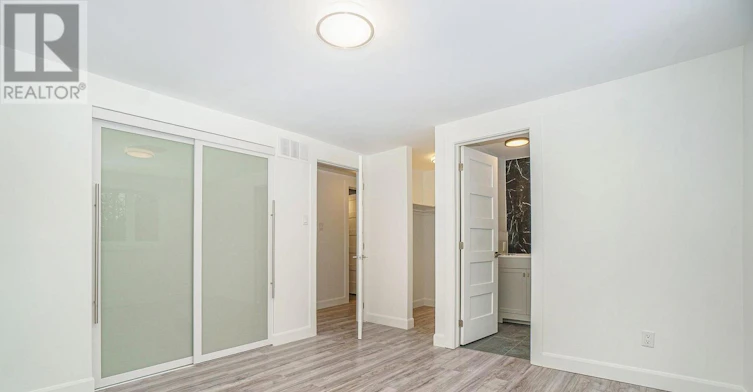 2112 Alta Vista Drive, Ottawa, ON, K1H 7L8 - 21