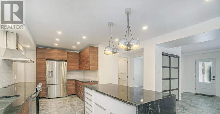 2112 Alta Vista Drive, Ottawa, ON, K1H 7L8 - 7