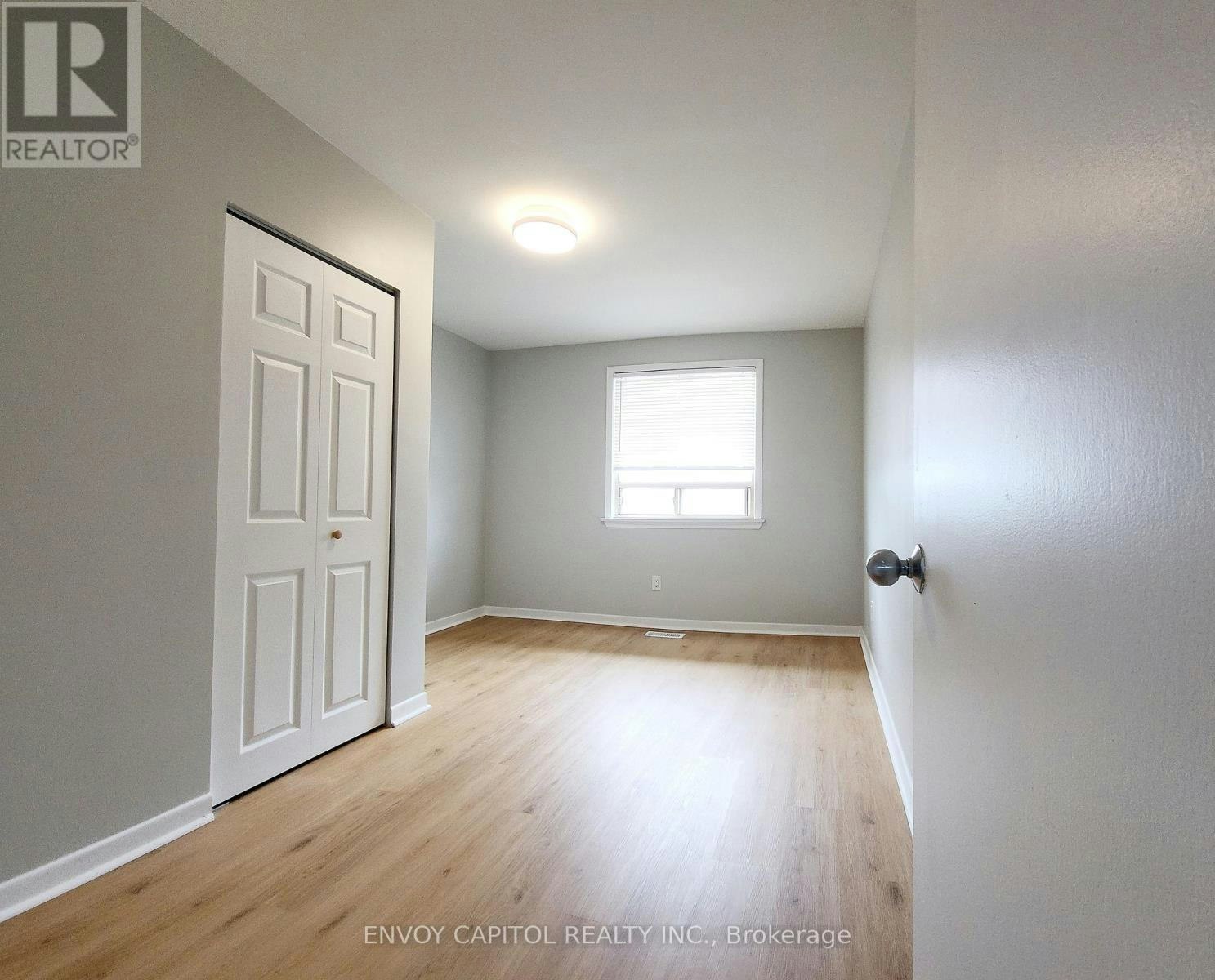 14 Faulkner Crescent, Toronto, ON, M9M 2C1 - 19