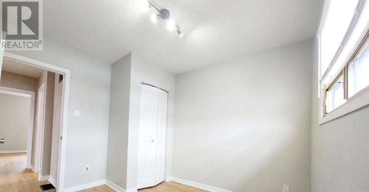 14 Faulkner Crescent, Toronto, ON, M9M 2C1 - 21