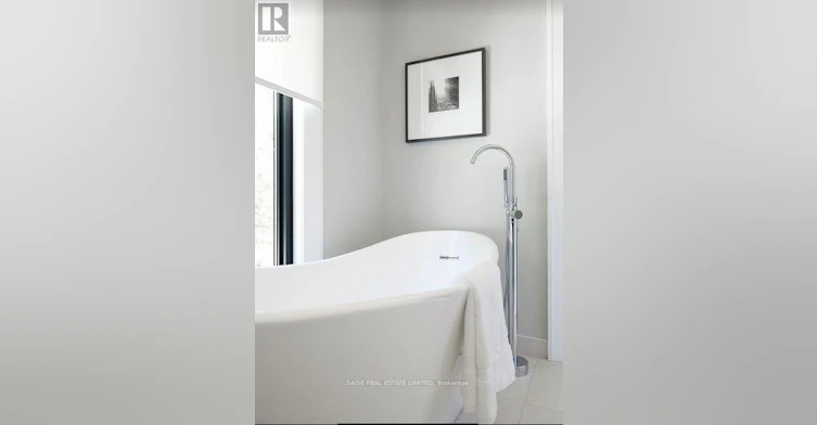 38 Baby Point Road, Toronto, ON, M6S 2B8 - 10