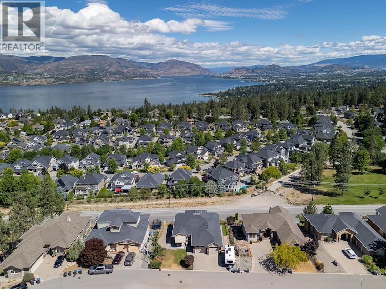 366 Trumpeter Court, Kelowna, BC, V1W 5J4 - 4