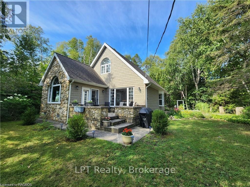 303 Isthmus Bay Road, Northern Bruce Peninsula, ON, N0H 1W0