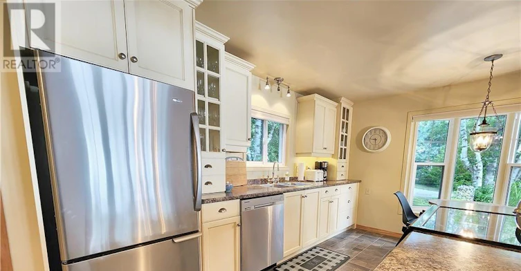 303 Isthmus Bay Road, Northern Bruce Peninsula, ON, N0H 1W0 - 13
