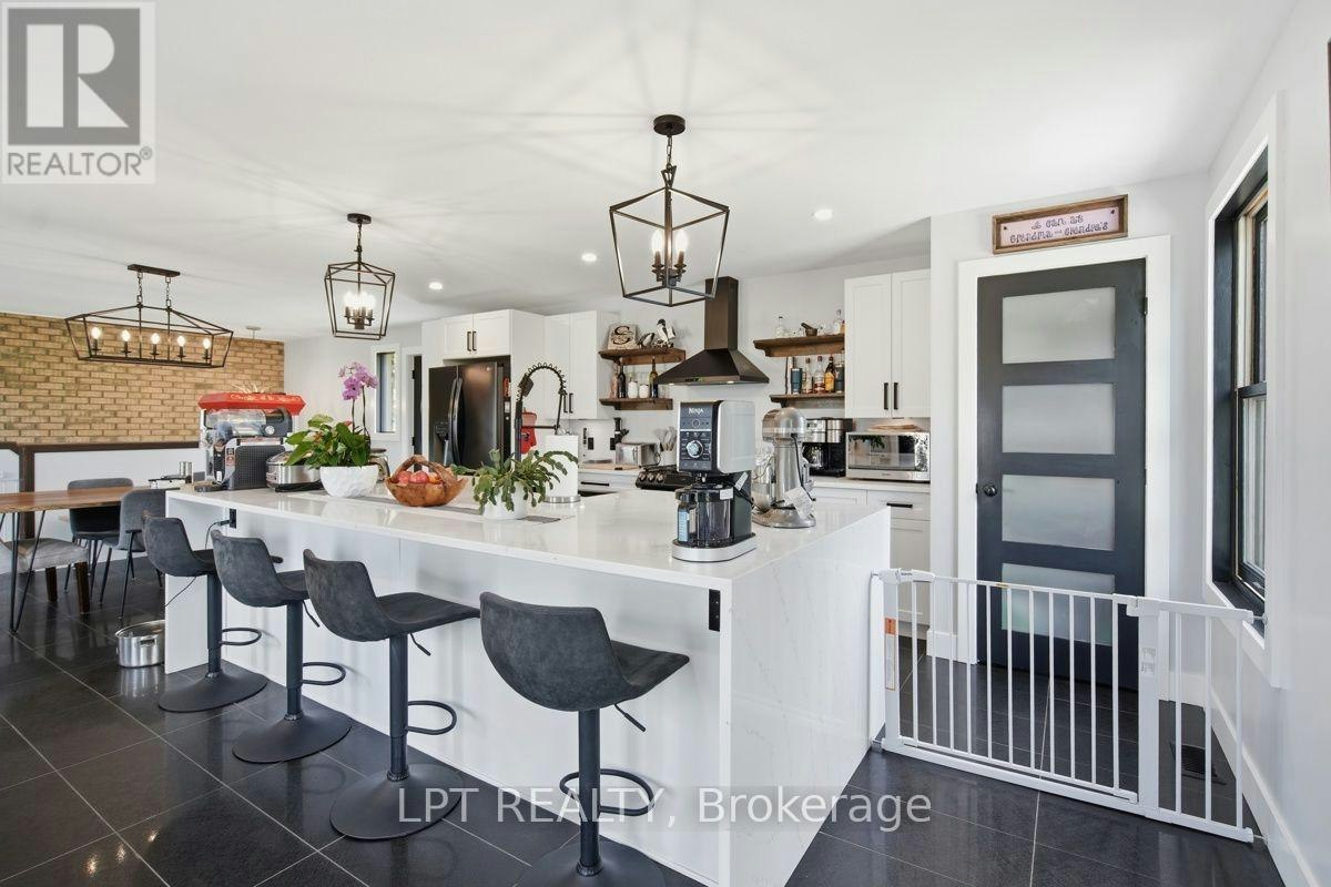 808 Elginfield Road, North Middlesex, ON, N0M 2K0