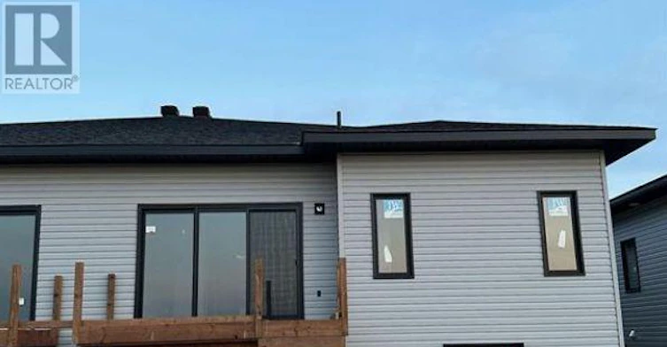 826 Namur Street, Russell, ON, K0A 2M0 - 2