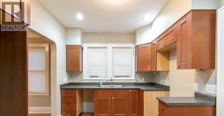 MAIN-1536 Parent Avenue, Windsor, ON, N8X 4J7 - 4