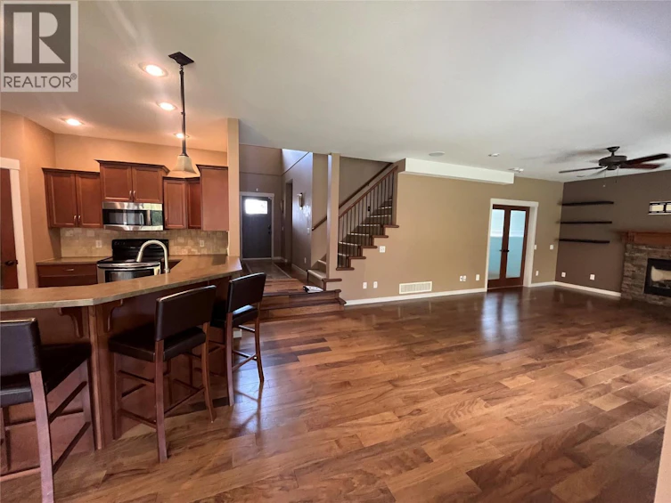 2034 Rosewood Court, West Kelowna, BC, V1Z 4B5 - 10