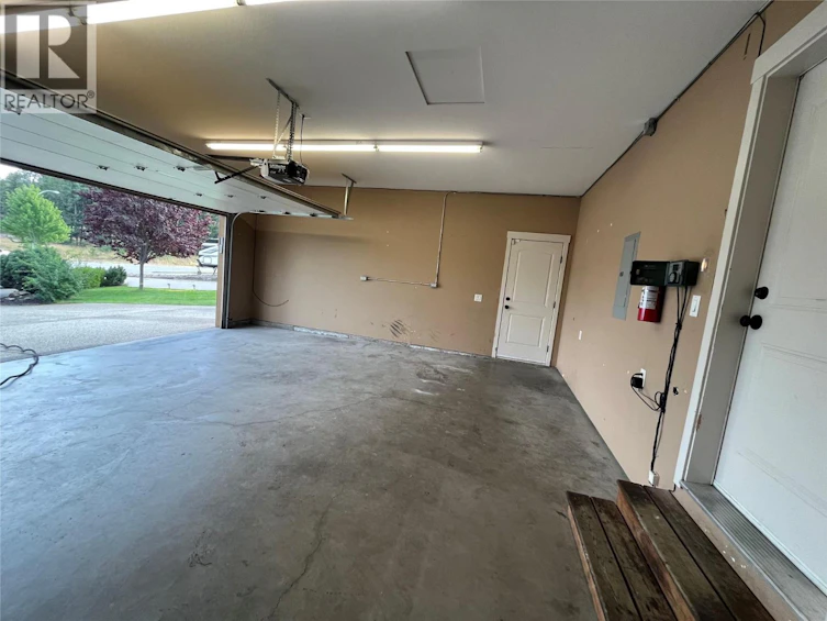 2034 Rosewood Court, West Kelowna, BC, V1Z 4B5 - 43