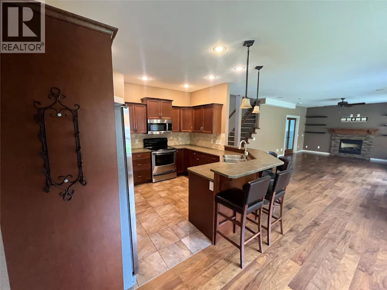 2034 Rosewood Court, West Kelowna, BC, V1Z 4B5 - 9
