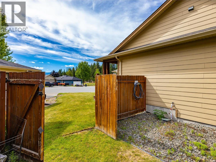 2034 Rosewood Court, West Kelowna, BC, V1Z 4B5 - 36