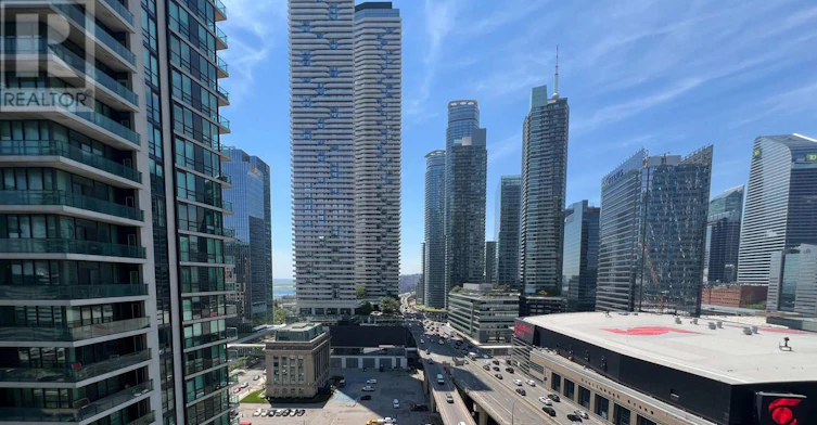 1701-18 Harbour Street, Toronto, ON, M5J 2Z6 - 16