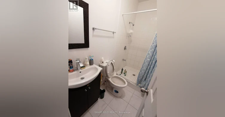 UPPER-66 Bellevue Avenue, Toronto, ON, M5T 2N4 - 4