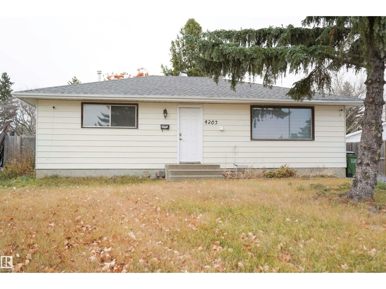 4203 83 Street NW, Edmonton, AB, T6K 1C8