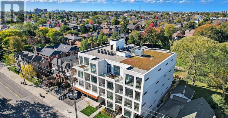404-722 Marlee Avenue, Toronto, ON, M6B 3J7 - 3