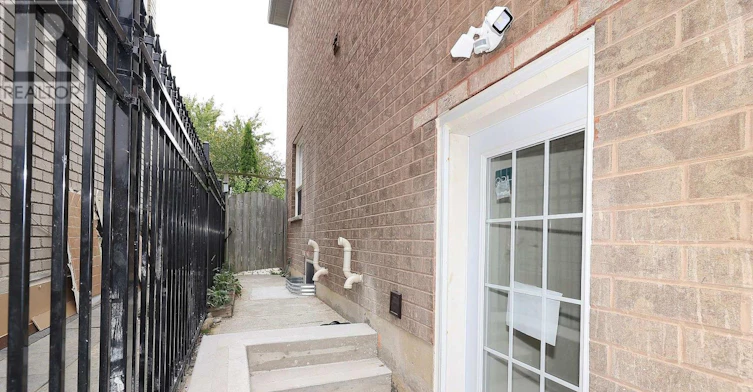 5815 Rainspring Drive, Mississauga, ON, L5M 6X6 - 26