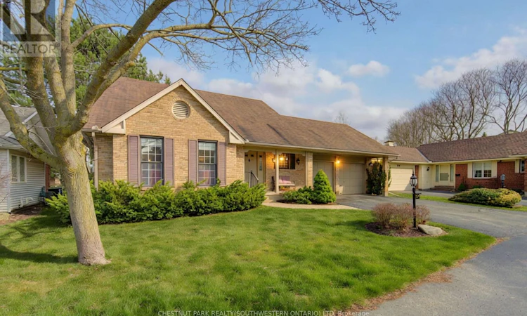 9-306 Roxton Drive