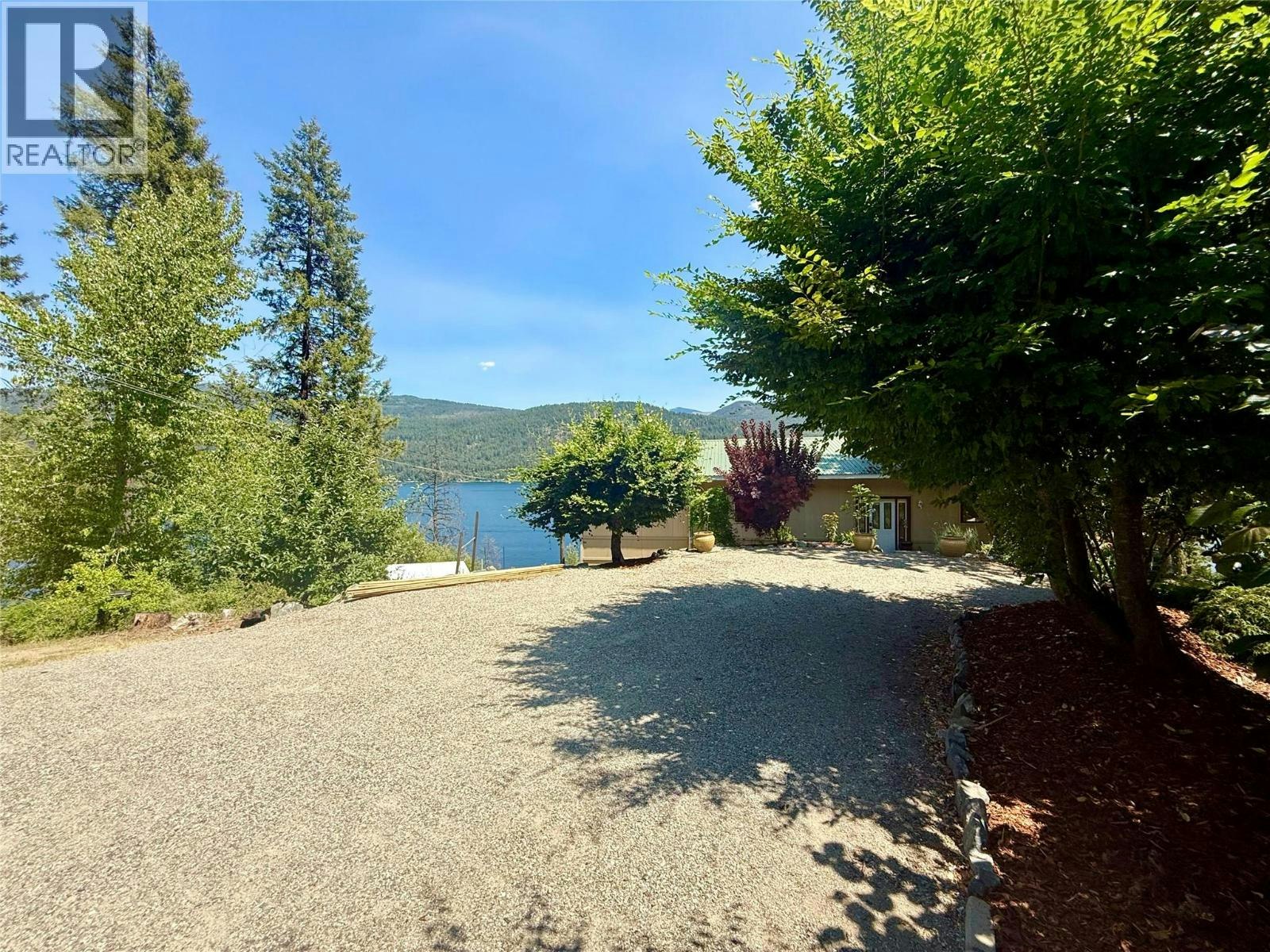 2186 West Lake Drive, Christina Lake, BC, V0H 1E2