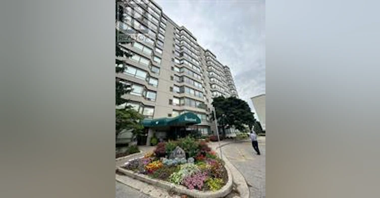 1208-744 Wonderland Road S, London, ON, N6K 4K3