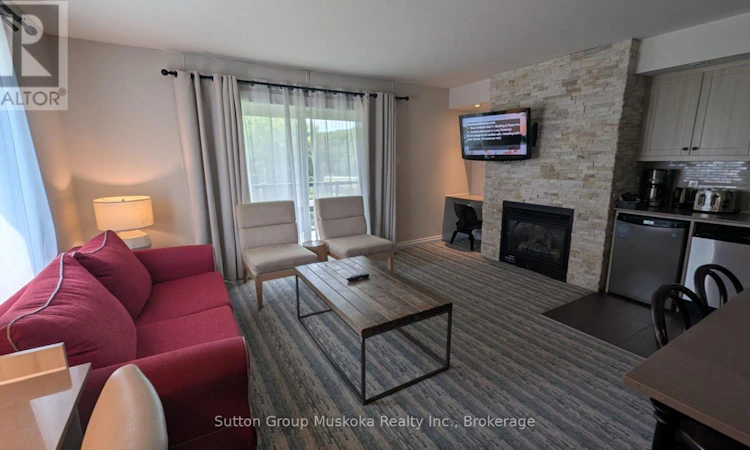 54-203 - 54-203 Deerhurst Drive