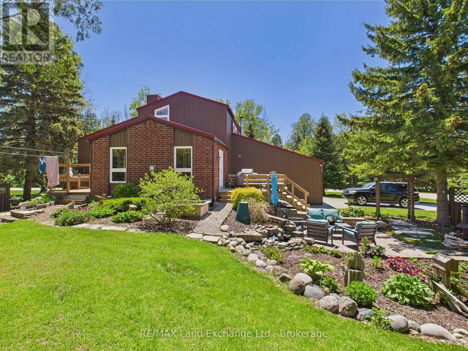 40 Eastwood Crescent, Kincardine, ON, N2Z 2X6