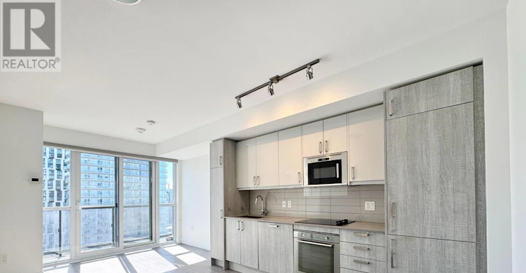 3206-77 Mutual Street, Toronto, ON, M5B 0B9