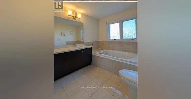 101 Riding Mountain Drive, Richmond Hill, ON, L4E 0V1 - 12