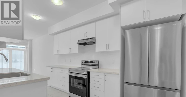 2-5 Ranch Terrace, Barrie, ON, L9J 0Y3 - 2