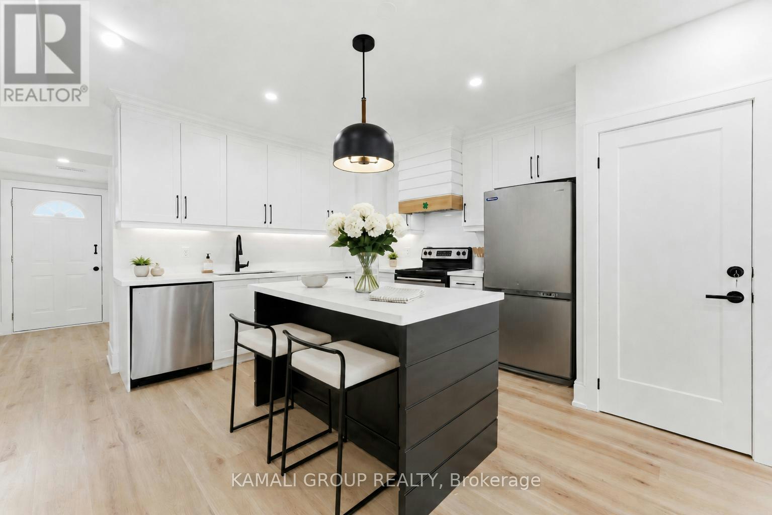 MAIN & UPPER-154 Wallace Avenue, Toronto, ON, M6H 1V2 - 3