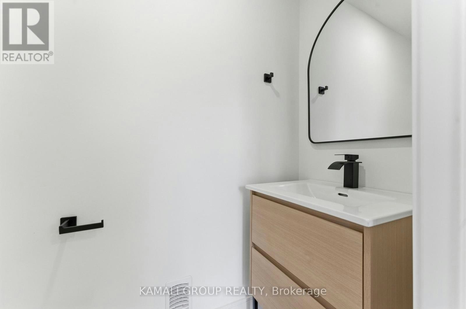 MAIN & UPPER-154 Wallace Avenue, Toronto, ON, M6H 1V2 - 17