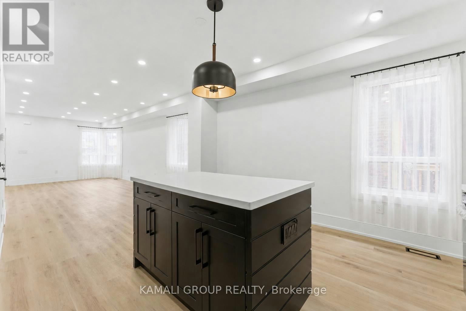 MAIN & UPPER-154 Wallace Avenue, Toronto, ON, M6H 1V2 - 10