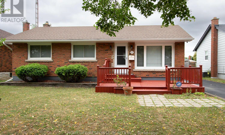 35 Parkdale Drive