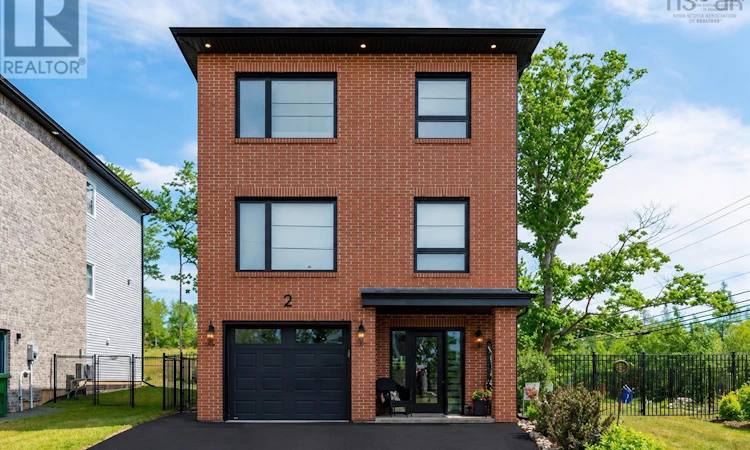 2 Owdis Avenue