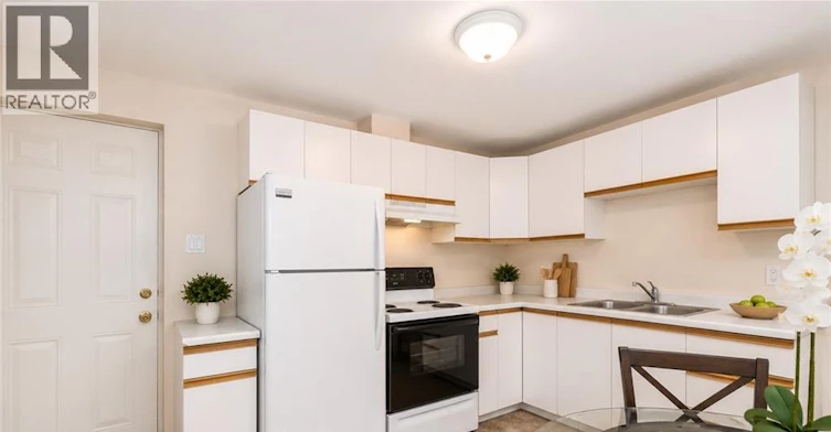 B-442 Blythwood Place, Waterloo, ON, N2L 4A3 - 5
