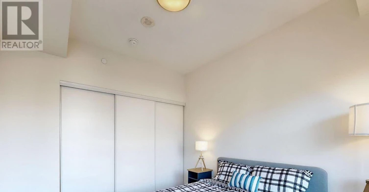 528-15 Water Walk Drive, Markham, ON, L6G 0G2 - 12