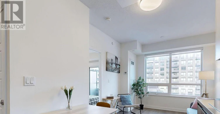 528-15 Water Walk Drive, Markham, ON, L6G 0G2 - 5