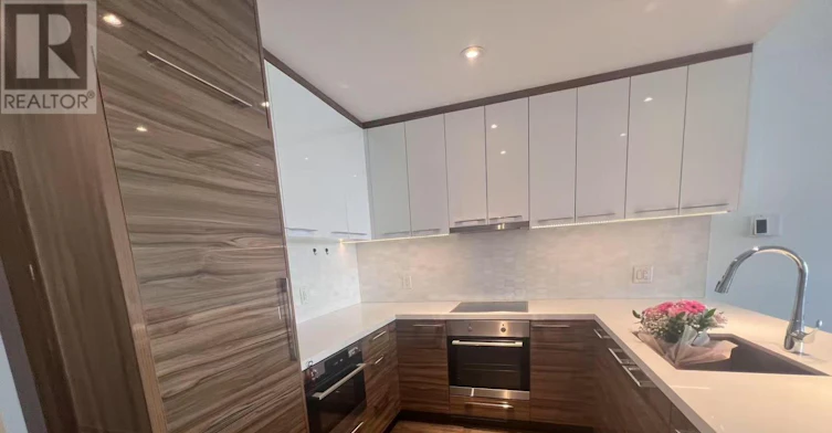 3606-488 University Avenue, Toronto, ON, M5G 1V2 - 10