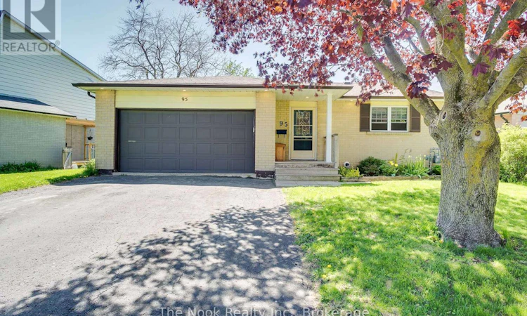95 Peacock Boulevard