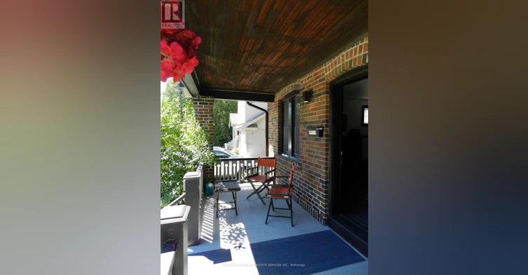 MAIN-20 Wolcott Avenue, Toronto, ON, M1L 4K3 - 2