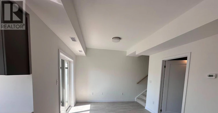 130-42 Lowes Road W, Guelph, ON, N1G 4X2 - 2