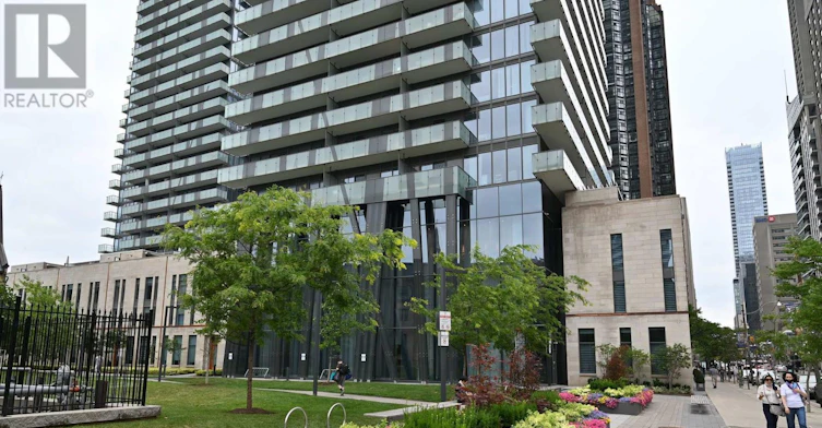 2210-1080 Bay Street, Toronto, ON, M5S 0A5 - 2