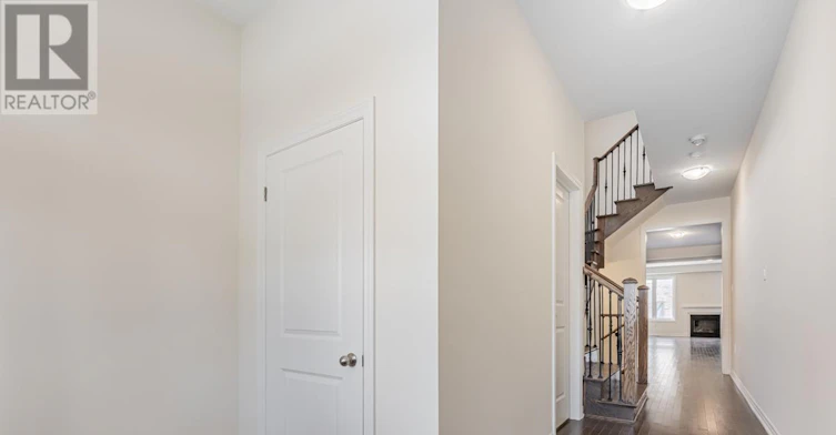 1263 Plymouth Drive, Oshawa, ON, L1H 8L7 - 4