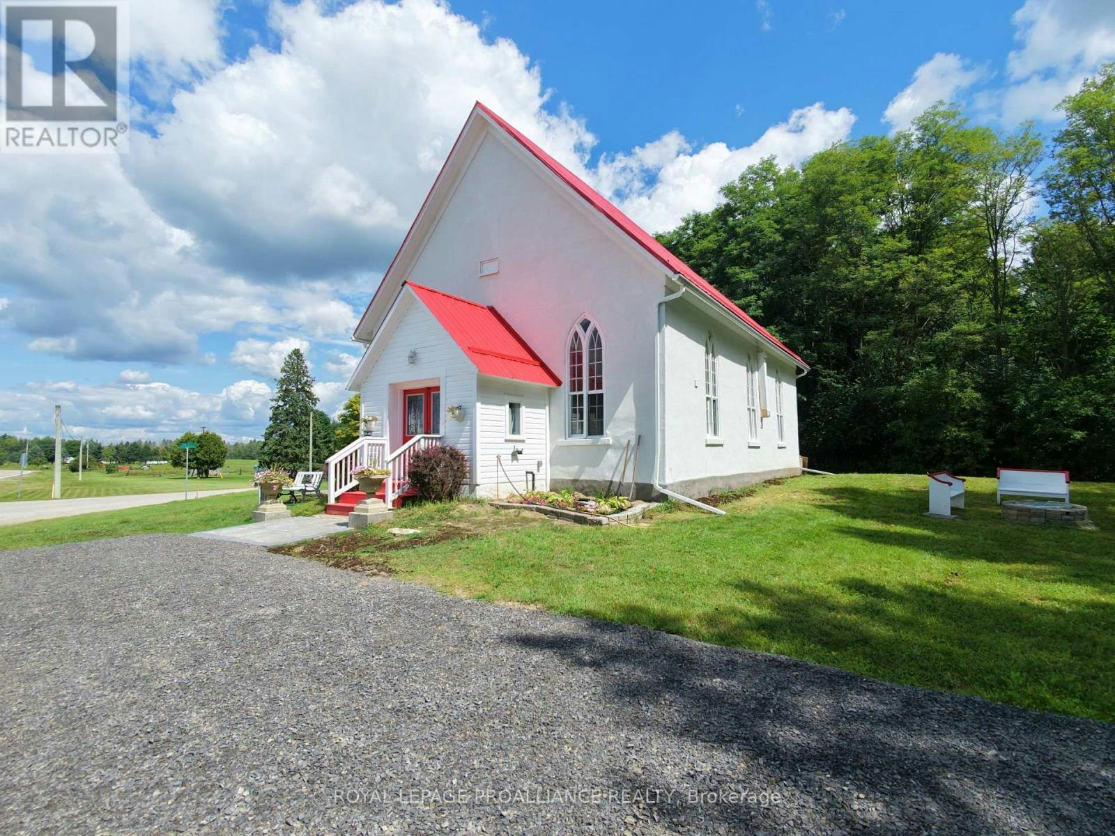 5898 County 6 Rd Road, Elizabethtown, ON, K6V 5T5