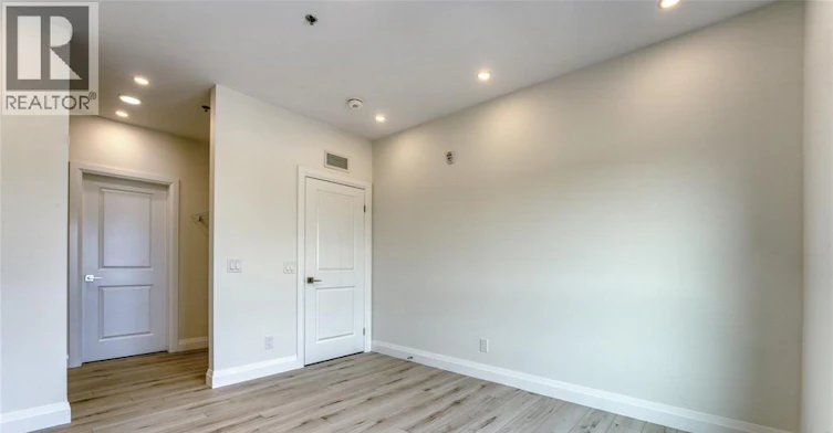 410-4785 Walker Road, Windsor, ON, N9G 0E3 - 10