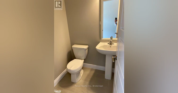 1050 Wright Drive, Midland, ON, L4R 0E4 - 3