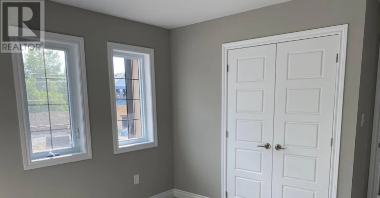 1050 Wright Drive, Midland, ON, L4R 0E4 - 4