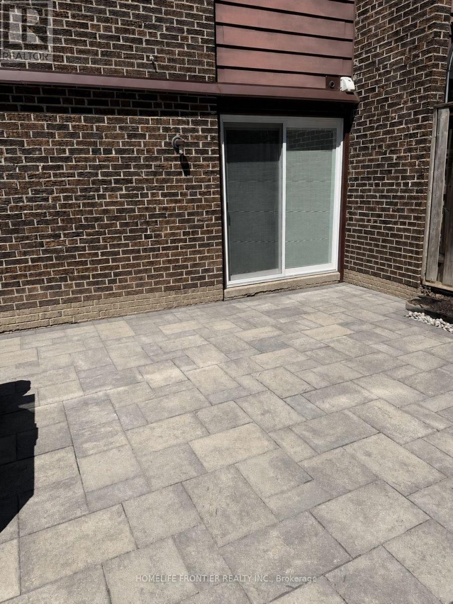 GROUND LEVEL-49 Red Robin Way, Toronto, ON, M2R 3K6 - 7