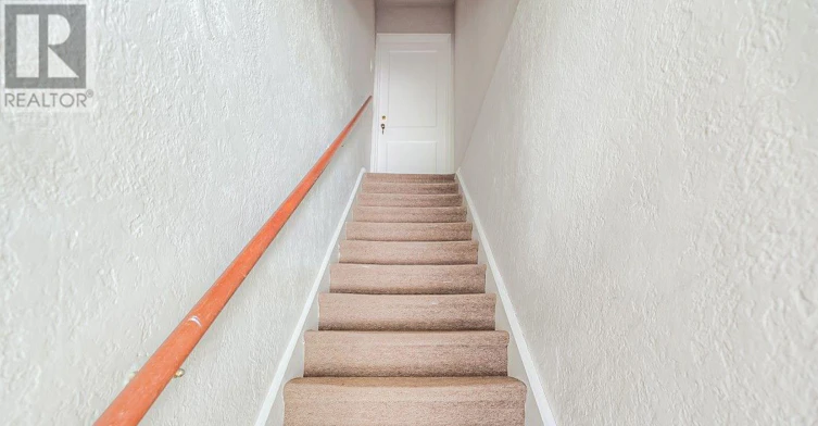 UPPER-20 Acacia Road, Toronto, ON, M4S 2K4 - 4