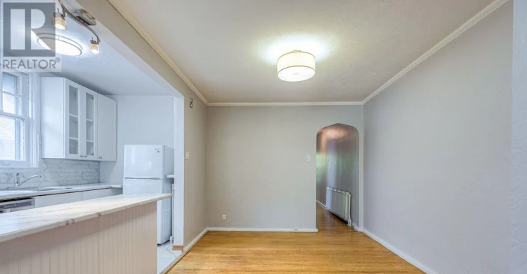 UPPER-20 Acacia Road, Toronto, ON, M4S 2K4 - 7